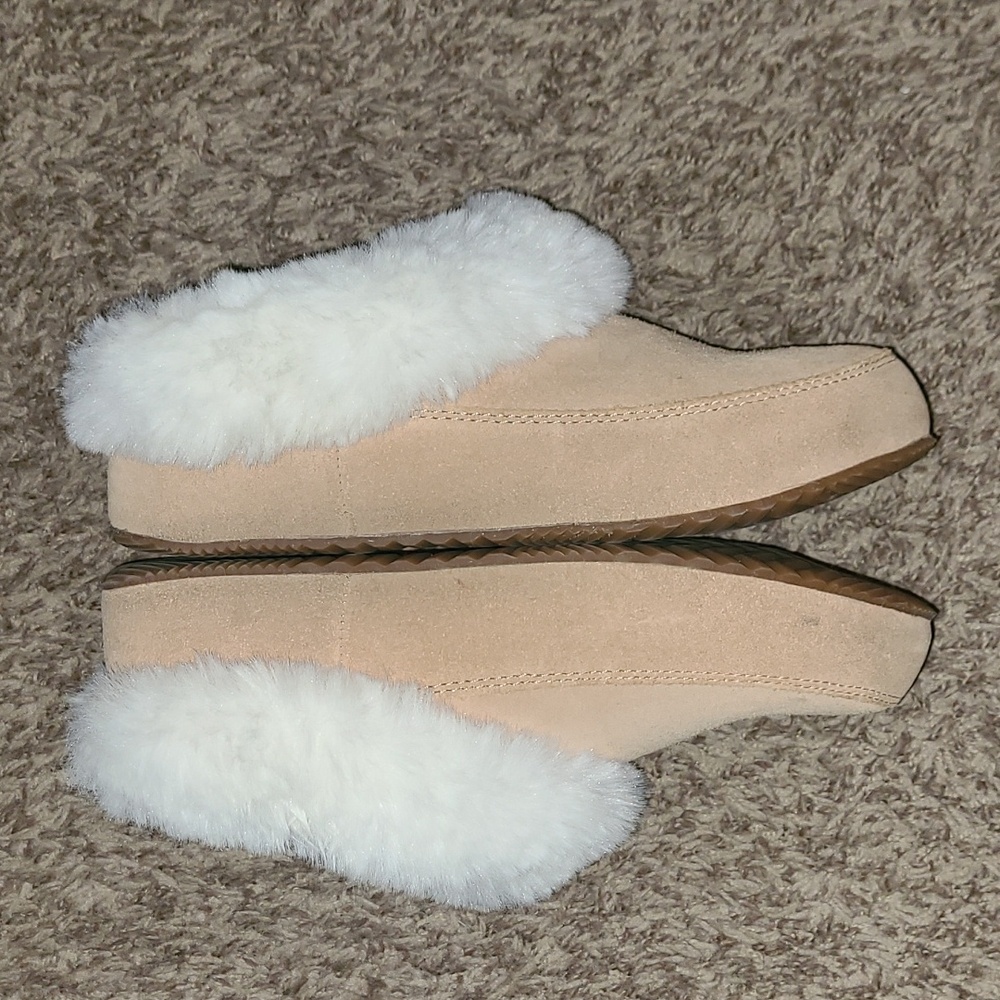 Sorel Slippers - Picture 2 of 5